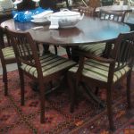 496 1093 DINING ROOM SET